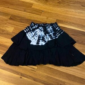 T2 Love Girls Black and White Tie Dye Ruffled Skirt Size 10